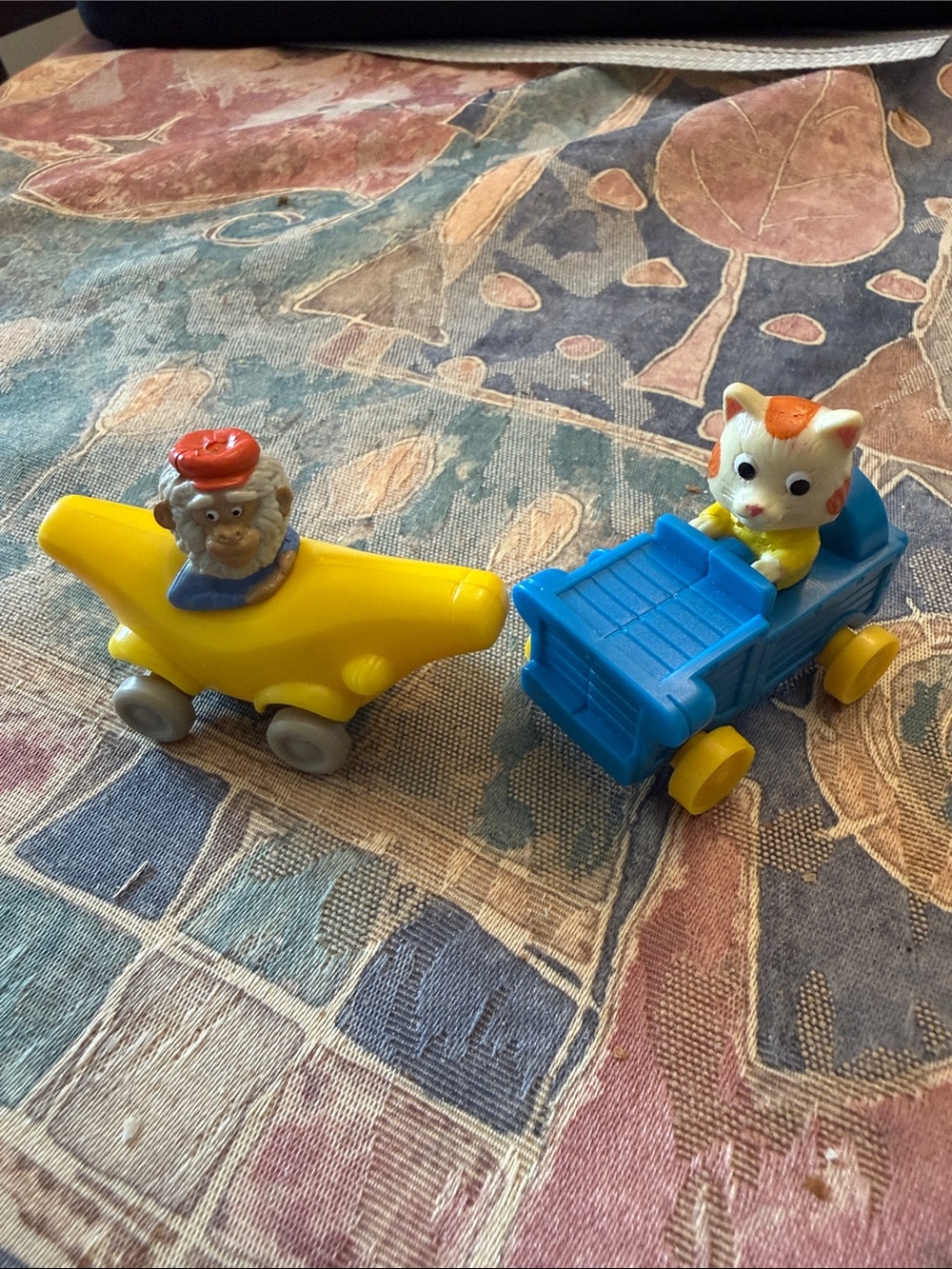 1994 McDonald's Happy Meal toys from The Busy World of Richard Scarry collection